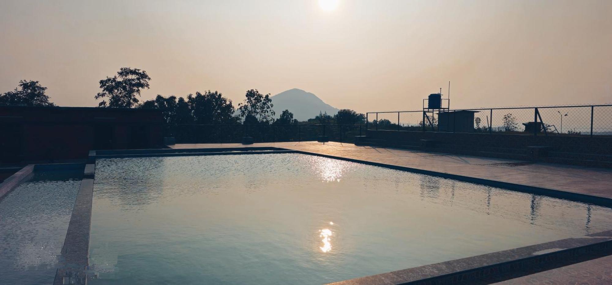 Misty Valley Resort Varagampadi Ngoại thất bức ảnh