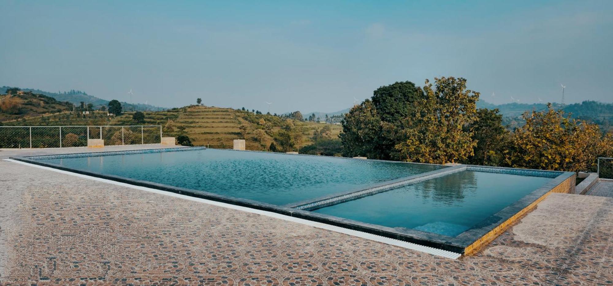 Misty Valley Resort Varagampadi Ngoại thất bức ảnh
